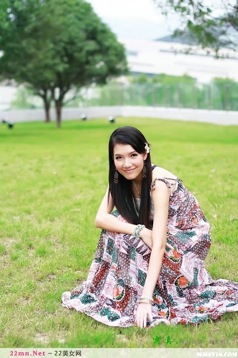 四川美院校花何琬雯清纯写真6