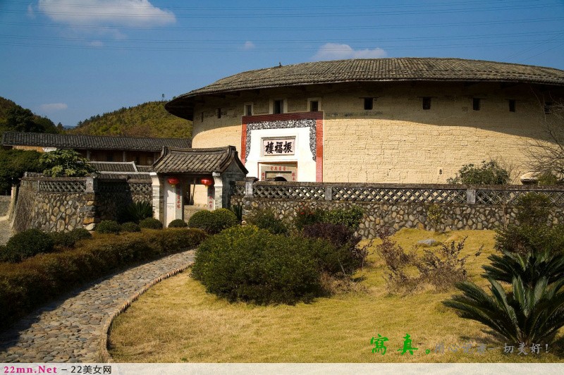 福建永定龙岩客家土楼图片14